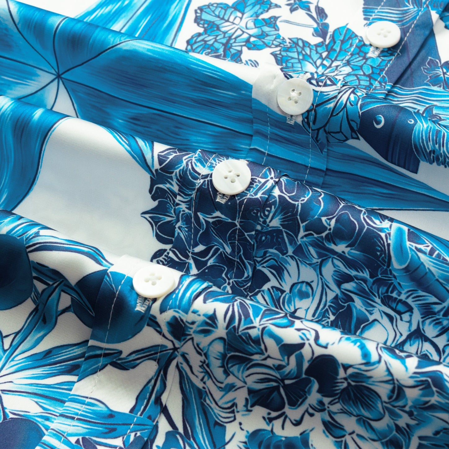 Floral Pattern Short Sleeve Shirt in Blue Jonvidesign